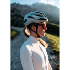 ABUS Taipan Helm - velvet black