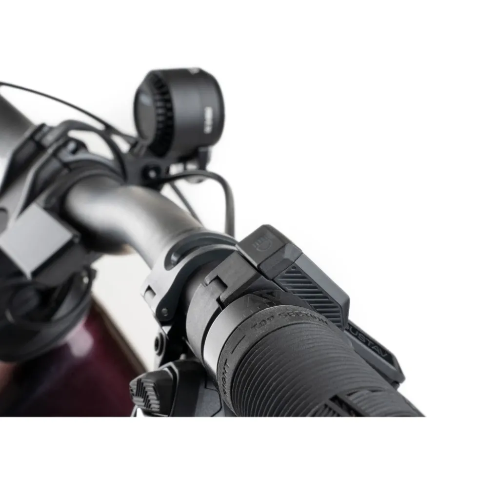 ACID Pro-E 200 High Beam X-Connect Fietslamp Vooraan E-Bike - zwart