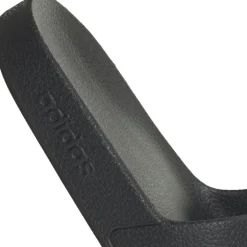 Zwemschoenen|Zwemschoenen < adidas Adilette Aqua Badeslippers - core black/core black/core black IF7371