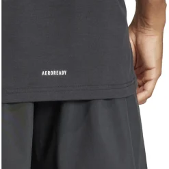 T-Shirts & Tops < adidas Deigned for Training hirt Heren - zwart IK9725