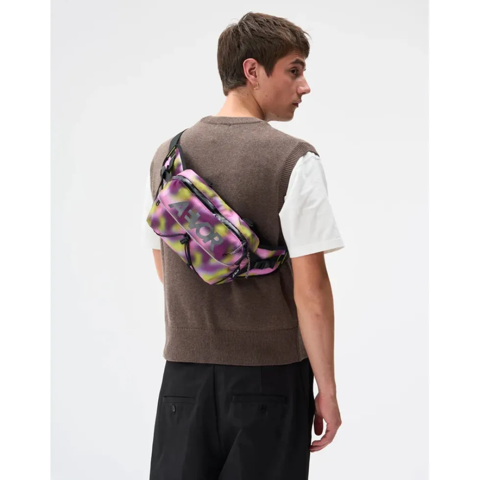AEVOR Bar Bag Heptas / Stuurtas 4L - Proof Psychedelic Slush
