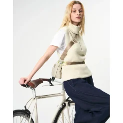 AEVOR Sling Schoudertas 7.5L - Off-White