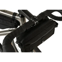 Stuurtassen < AGU Venture Bar Bag Stuurtas - 2L - zwart