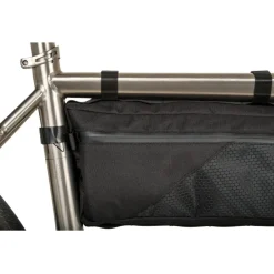 Frametassen < AGU Venture Tube Frametas - 5.5L - zwart