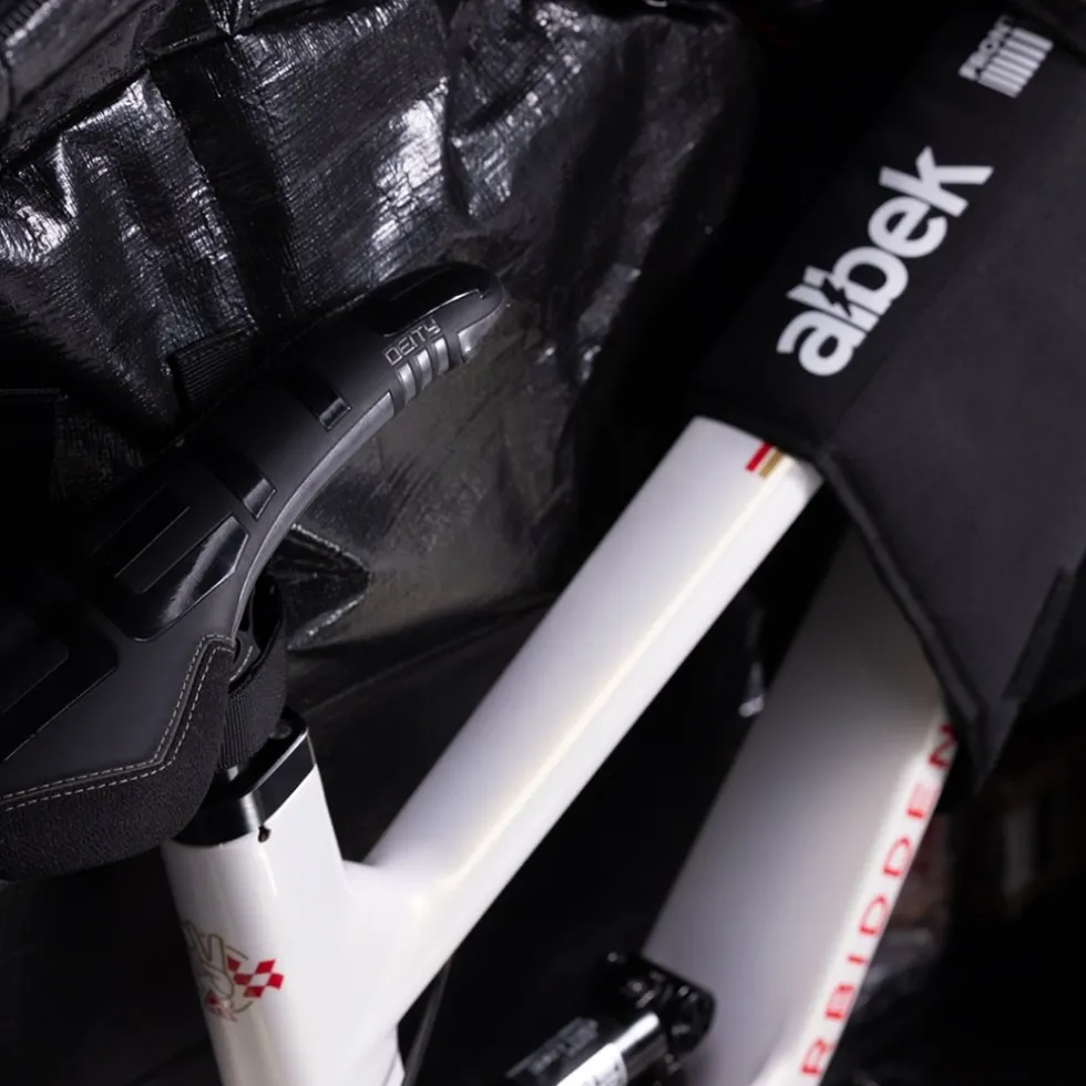 albek Atlas fietsendraagtas - Covert Black