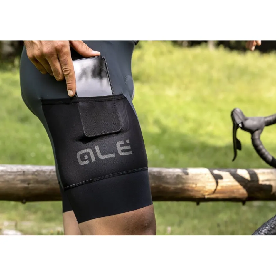 Bib Shorts < Ale Aé OFF ROAD - GRAVE tone Cargo Fiethort et Brete Heren - zwart