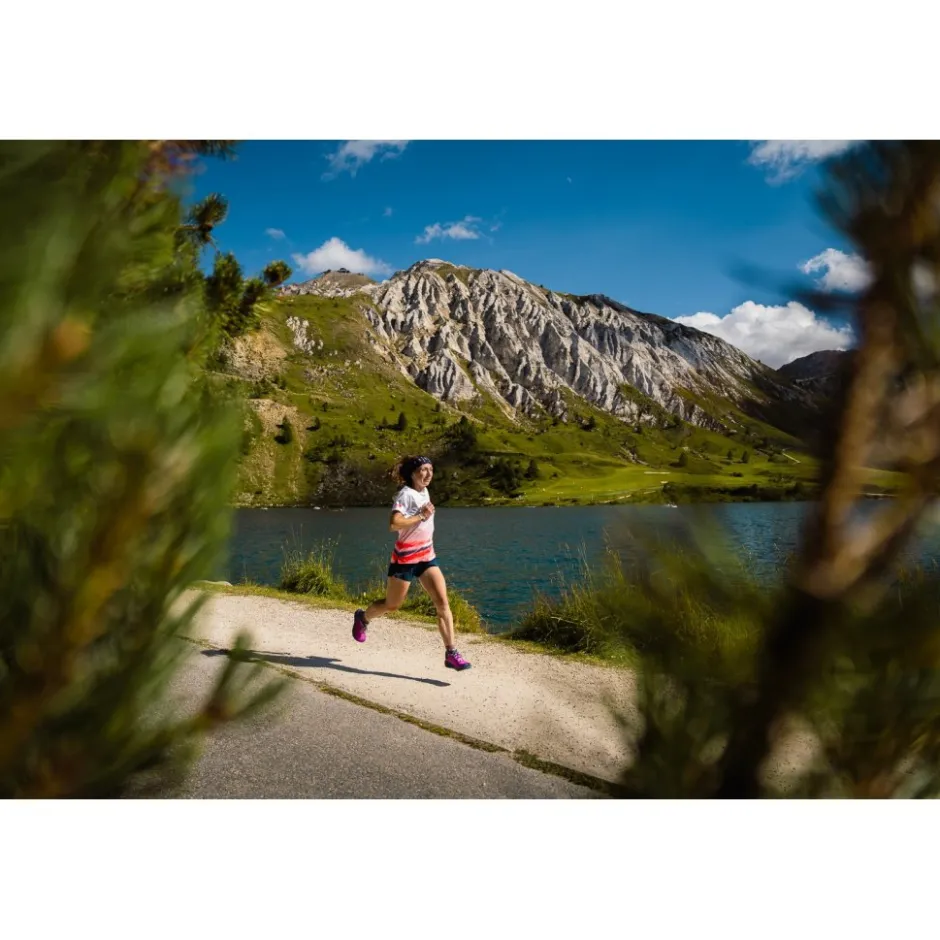 Hardloopschoenen Dames|Schoenen < Altra Experience Wild 3+ Trail Running Schoenen Dames - Magenta