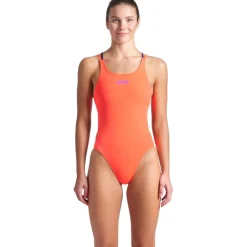 Wedstrijd Zwemkleding < arena Performance Solid Tech Multi Back Badpak Vrouwen - Bright Coral/Plum