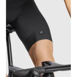Bib Shorts < ASSOS IE GT 11 Fiethort et Brete Heren - Reguar - back erie