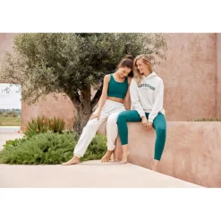 Broeken & Rokken < Athlecia Studio Joggingbroek Dames - Whisper White