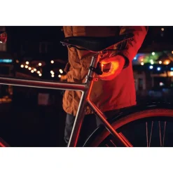 AXA Dwn 100 Fietslamp Vooraan + Dwn Rear Brake Light Fietslamp Achteraan - zwart