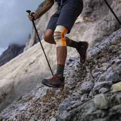 Sportbandages & Braces|Sportbandages & Braces < Bauerfeind Outdoor Kniebandage - andtone-orange
