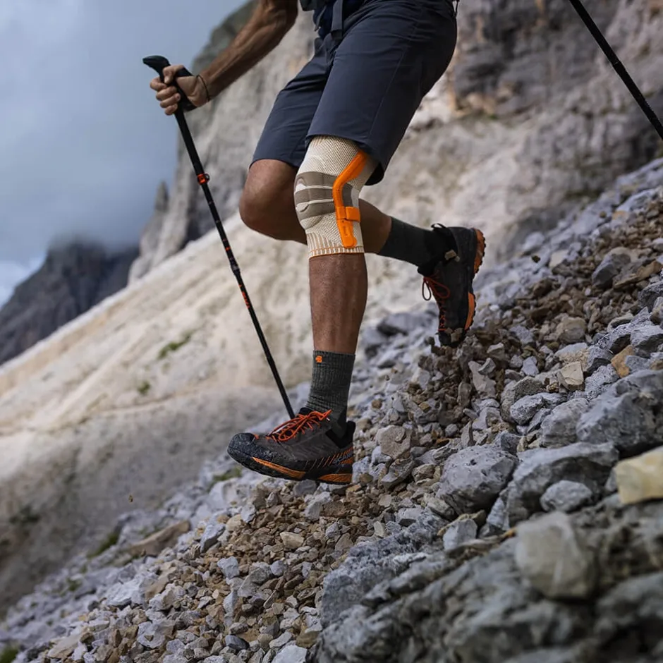 Sportbandages & Braces|Sportbandages & Braces < Bauerfeind Outdoor Kniebandage - andtone-orange