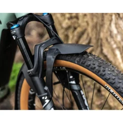 BBB Cycling FullGuard Spatbord Voorwiel - zwart