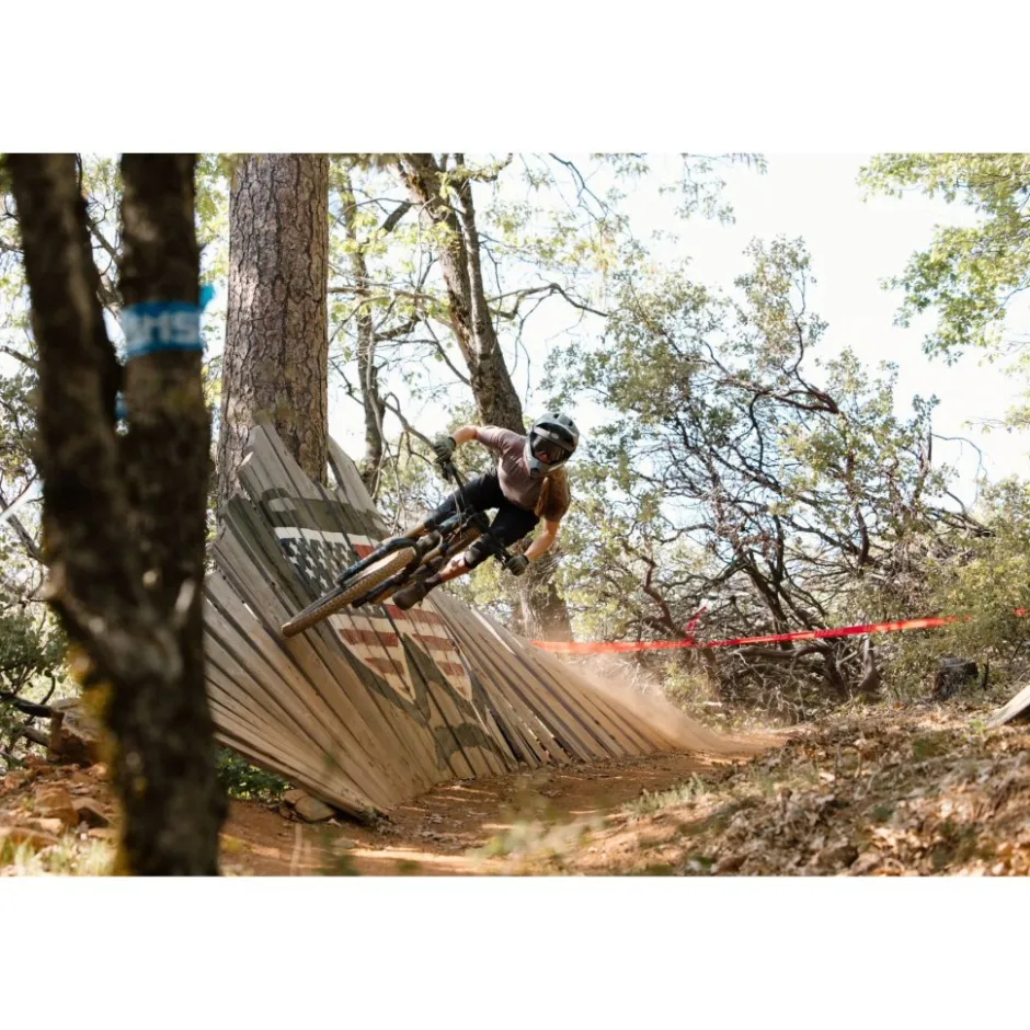Downhill Helmen < Bell Sanction 2 DX IPS He - cao atte back
