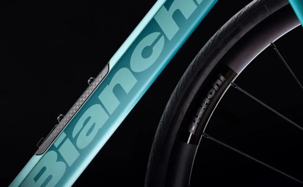 Bianchi INFINITO - 105 - Carbon racefiets - 2026 - metallic celeste / CK16 full satin