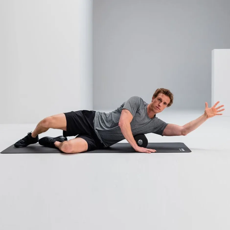 Spierstimulatie & Massage < BLACKROLL STANDARD Fascia-Rol - zwart/grijs
