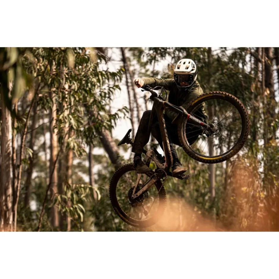 E-Bike Helmen|Mtb-Helmen < Bluegrass Vanguard Core IPS He - white back att