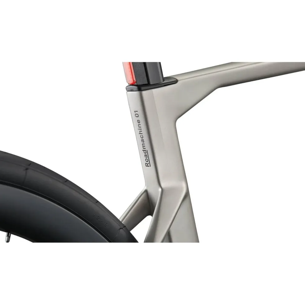 BMC ROADMACHINE 01 THREE - Carbon Racefiets - 2027 - arctic silver