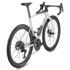 Aero Racefietsen < BMC TEAMMACHINE R 01 TWO - Carbon Racefiets - 2027 - off-white / carbon