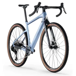 Gravelbikes Bikepacking < BMC UR ONE - Carbon Grave Bike - 2026 - etaic bue / back