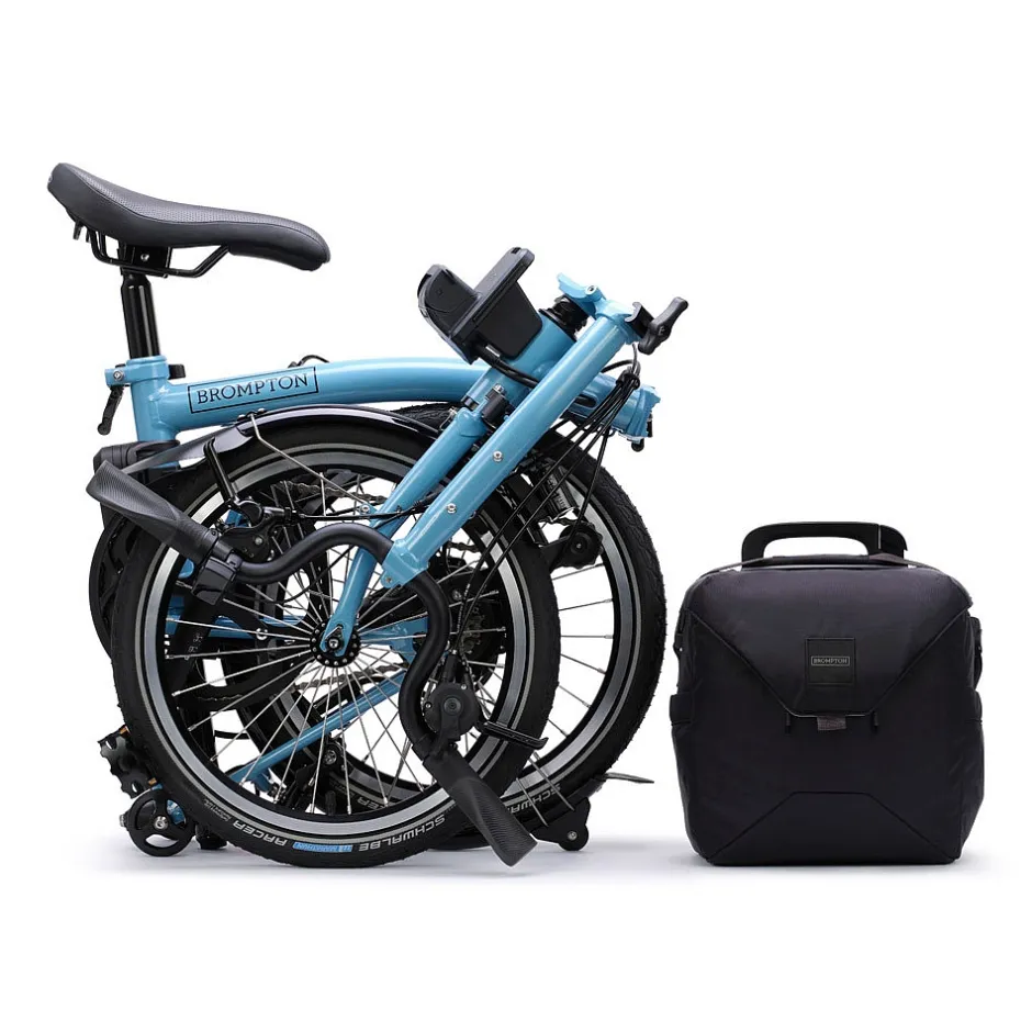 Elektrische Fietsen|Elektrische Vouwfietsen < Brompton Electric C Line - 4-Speed - Mid Bar - Extended Seatpost - Rear Rack - 16" Elektrische Vouwfiets - 2026 - cloud metalic