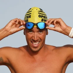 Badmutsen < Buddyswim Siliconen Badmuts - OPEN WATER SWIMMER - yellow