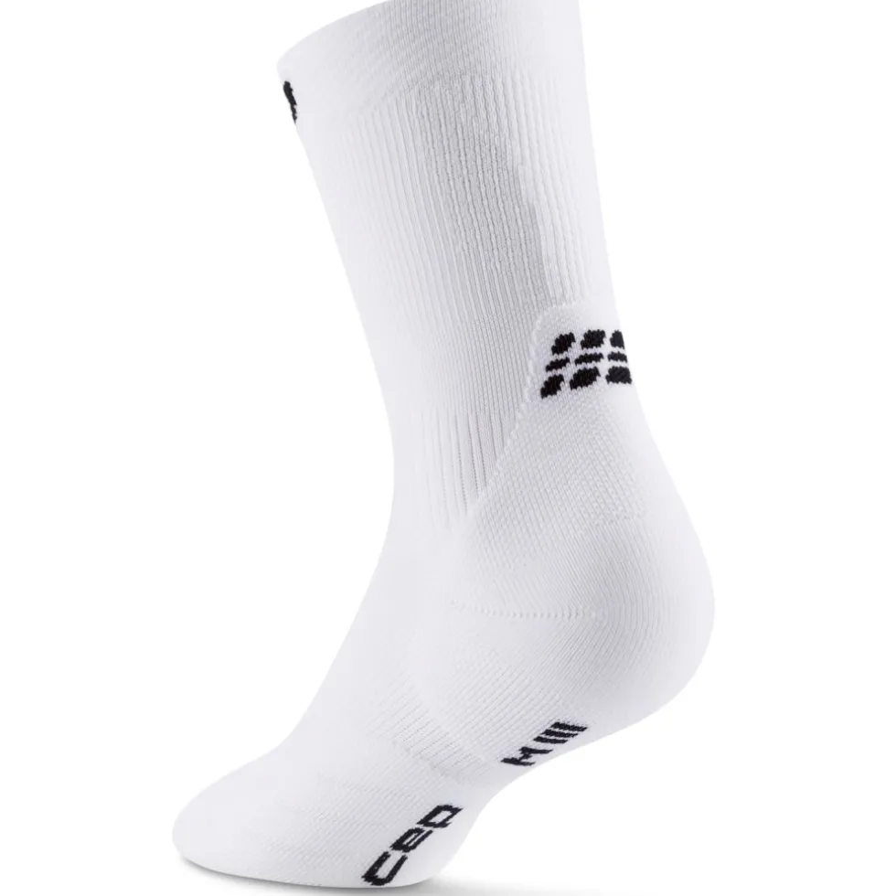 CEP Core Run Mid Cut Compressiesokken Heren - wit