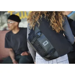 Messenger Bags En Schoudertassen < CHROME Industries CHROME Citizen Koerierstas - 15L - Zwart