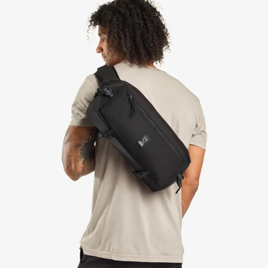 Messenger Bags En Schoudertassen < CHROME Industries CHROME Kadet Schoudertas - 9L - Zwart