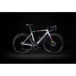 Aero Racefietsen < Colnago V5Rs DuraAce Di2 12 Enve SES4.5 - Carbon Racefiets - 2025 - VRWC