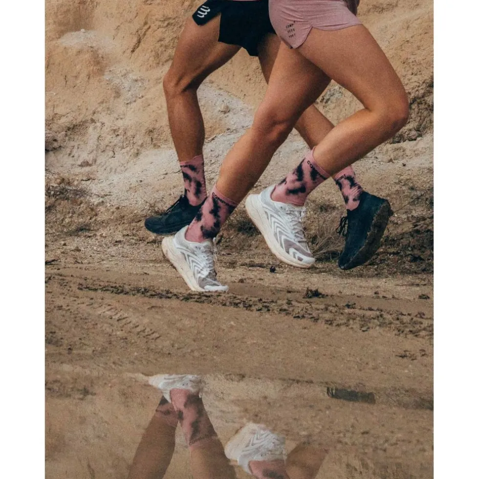 Compressport Pro Racing Compressiesokken v4.0 Run High - Eat My Dust! - Darinda - zephyr tie dye