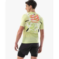 Rugzakken & Drinksystemen < Compressport UtRun Evo Pack 10 Drinkrugzak - sugar/green camo