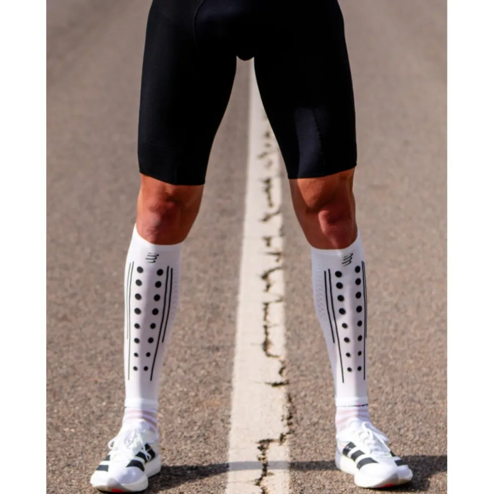 Compressport R2 Aero 2.0 Kuitcompressoren - wit/zwart