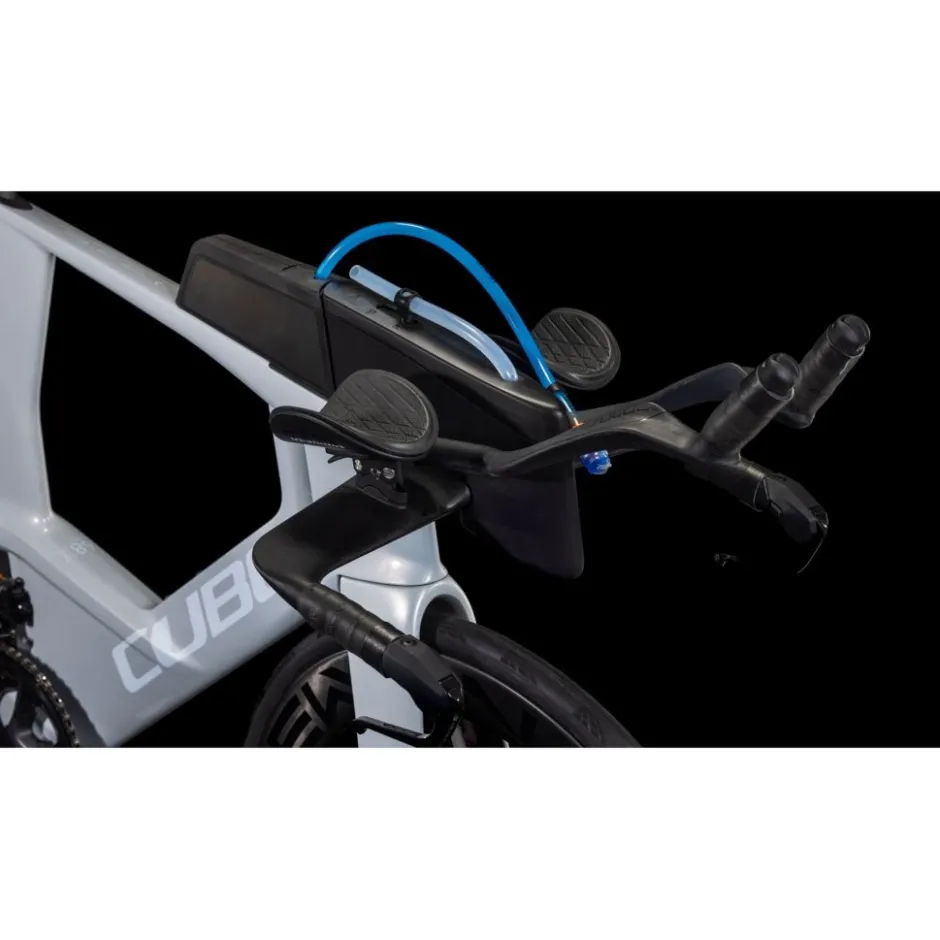 Triathlonfietsen|Triathlonfietsen < CUBE AERIUM C:68X Race - Carbon Triathlon Fiet - 2026 - foggrey / white