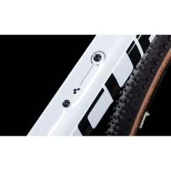 CUBE CROSS RACE C:62 Race - Carbon Cyclocrossfiets - 2026 - polarwhite / blue