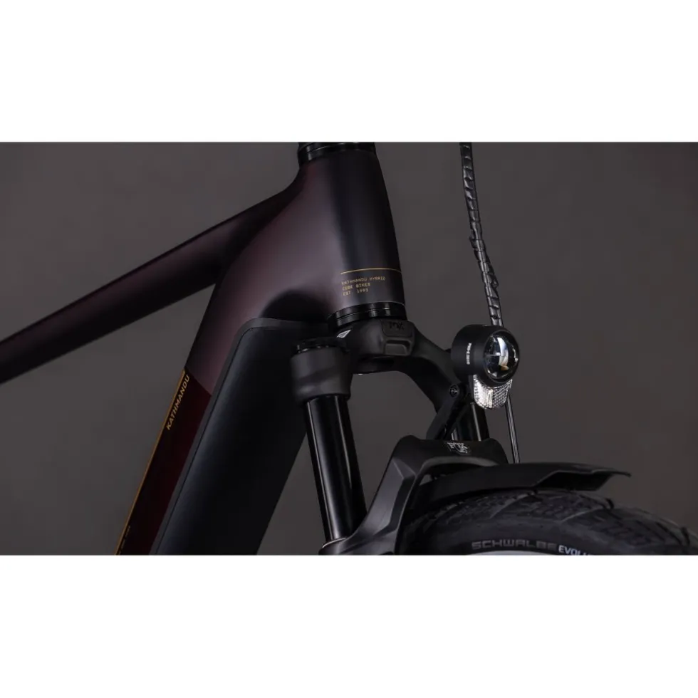 CUBE KATHMANDU HYBRID Comfort SLX 800 - Trekking E-Bike - 2026 - solareclipse / gold