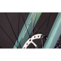 CUBE KATHMANDU HYBRID C:62 SLT 400X - Easy Entry - Carbon Trekking E-Bike - 2026 - seafoam / chrome