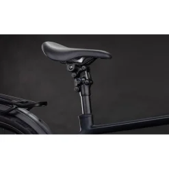 Elektrische Fietsen < CUBE KATHMANDU HYBRID Pro 800 - Trekking E-Bike - 2026 - coal / black
