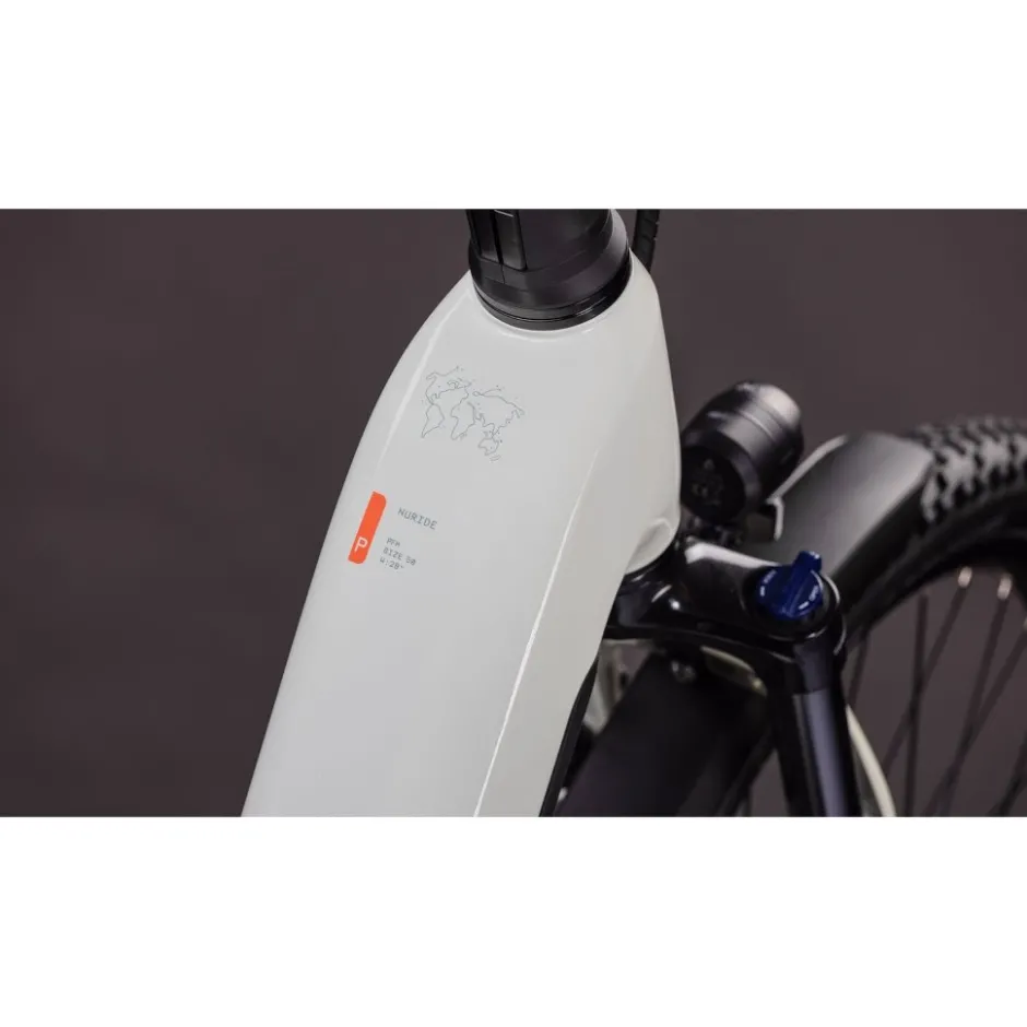 Elektrische Fietsen < CUBE NURIDE HYBRID Performance 600 - Easy Entry - E-Bike - 2026 - desertstone / grey