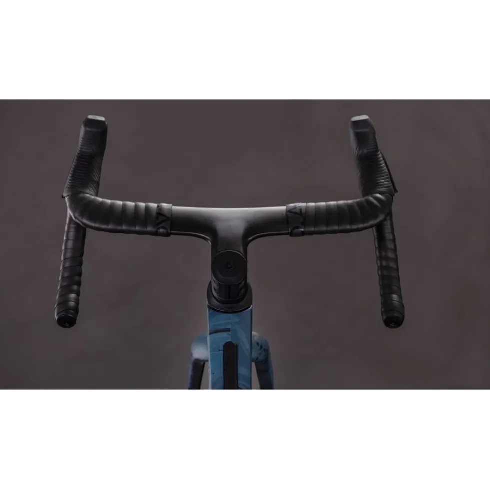 CUBE NUROAD C:62 SLT - Carbon Gravel Bike - 2026 - royalgreen / fume