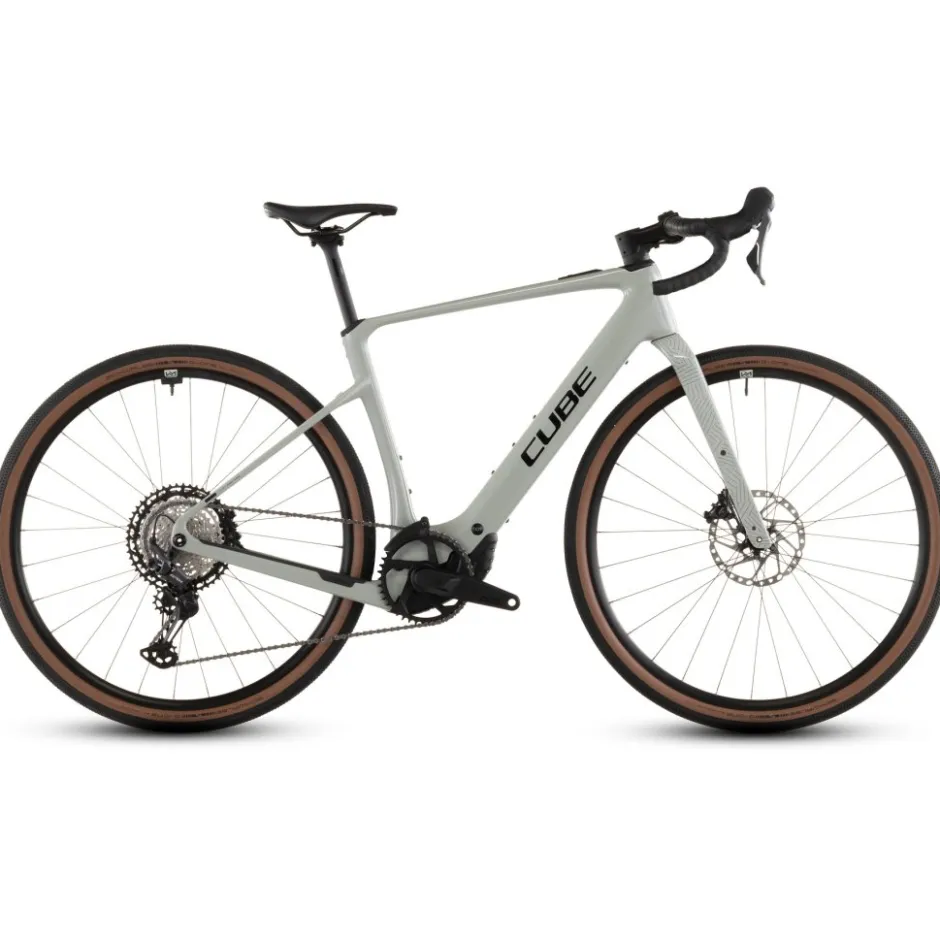 Elektrische Gravelbikes|Elektrische Fietsen < CUBE NUROAD HYBRID C:62 Race 400X - Carbon Grave E-Bike - 2026 - reedbeige / back
