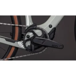 Elektrische Gravelbikes|Elektrische Fietsen < CUBE NUROAD HYBRID C:62 Race 400X - Carbon Grave E-Bike - 2026 - reedbeige / back