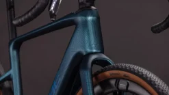 CUBE NUROAD HYBRID C:62 SLT 400X - Carbon Gravel E-Bike - 2026 - royalgreen / crisscross