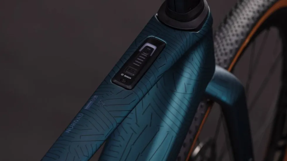 CUBE NUROAD HYBRID C:62 SLT 400X - Carbon Gravel E-Bike - 2026 - royalgreen / crisscross