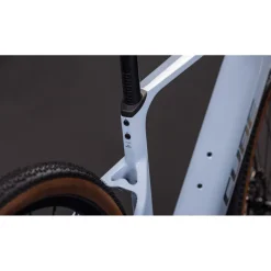 CUBE NUROAD HYBRID C:62 SLX 400X - Carbon Gravel E-Bike - 2026 - iceblue / prism