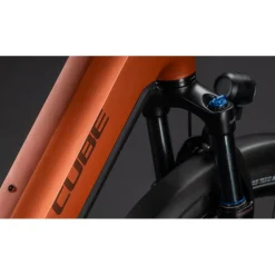 Elektrische Fietsen < CUBE TOURING HYBRID Comfort SLX 800 - Easy Entry - Trekking E-Bike - 2026 - chilli / chrome
