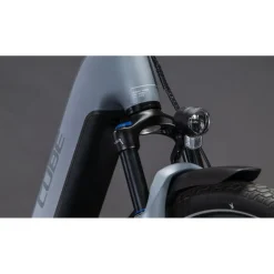 Elektrische Fietsen < CUBE TOURING HYBRID Pro 800 - Easy Entry - Trekking E-Bike - 2026 - pearlgrey / grey