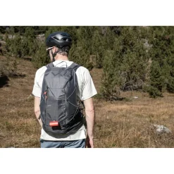 Drinkrugzakken < Cyclite Touring Backpack / 02 Rugzak - 22.8L - Zwart