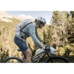 Drinkrugzakken < Cyclite Touring Backpack / 02 Rugzak - 22.8L - Zwart